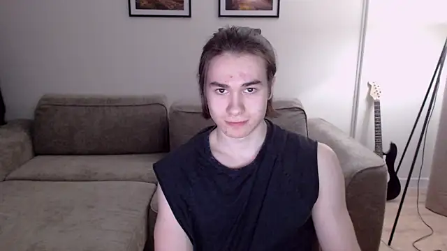 Snapshot of MarkusDean chatting on 12, 3, 2025 MarkusDean online show from 12, 3, 2025