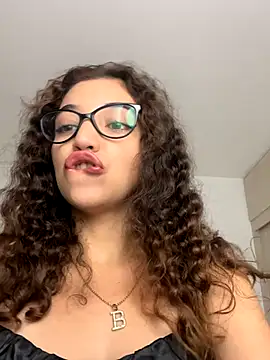 uniquerossie online show from 22, 12, 2025