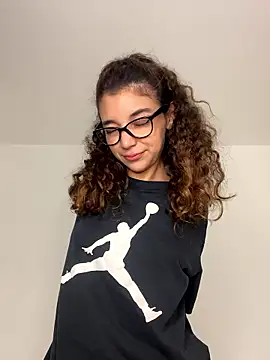 uniquerossie online show from 9, 1, 2026