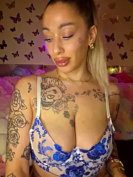 Chachou000 online show from 24, 4, 2026