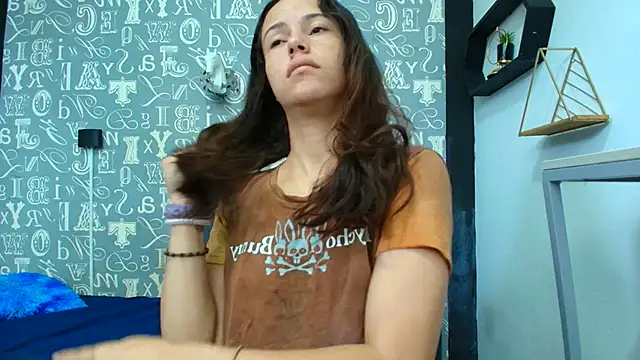 Snapshot of Lindsey8 chatting on 11, 9, 2025 Lindsey8 online show from 11, 9, 2025