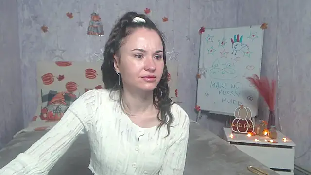 KaraCriegs online show from 14, 11, 2025