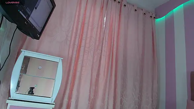 Snapshot of zaleya_mateus chatting on 13, 9, 2025 zaleya mateus online show from 13, 9, 2025
