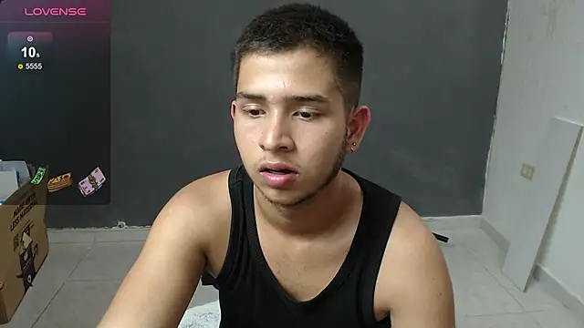Snapshot of harold_18_ chatting on 7, 1, 2025 harold 18 online show from 7, 1, 2025