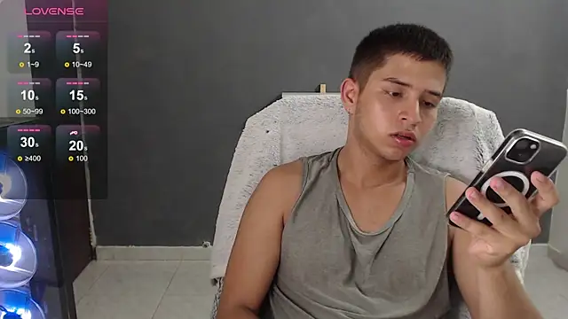Snapshot of harold_18_ chatting on 10, 1, 2025 harold 18 online show from 10, 1, 2025