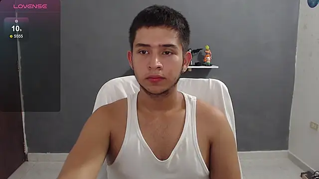 Snapshot of harold_18_ chatting on 19, 2, 2025 harold 18 online show from 19, 2, 2025