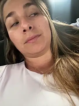 Snapshot of Iris_love18 chatting on 25, 2, 2025 Iris love18 online show from 25, 2, 2025