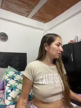 Snapshot of Iris_love18 chatting on 28, 2, 2025 Iris love18 online show from 28, 2, 2025