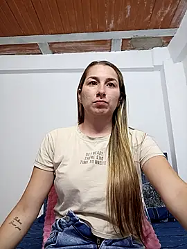 Snapshot of Iris_love18 chatting on 2, 10, 2025 Iris love18 online show from 2, 10, 2025