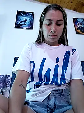 Snapshot of Iris_love18 chatting on 6, 6, 2026 Iris love18 online show from 6, 6, 2026