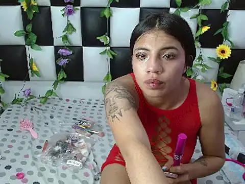 arianaa tompsoon online show from 4, 2, 2025