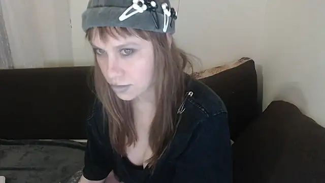 GinaAngelina online show from 5, 5, 2026