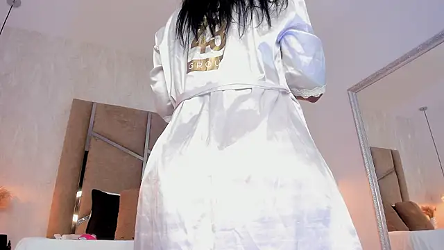 Snapshot of Martinaa_Jones_ chatting on 9, 3, 2026 Martinaa Jones online show from 9, 3, 2026