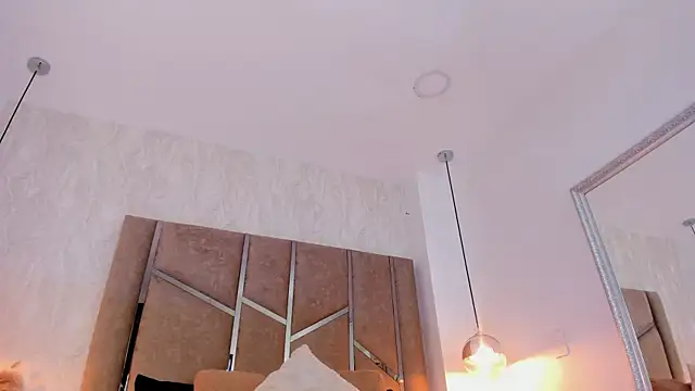 Snapshot of Martinaa_Jones_ chatting on 23, 3, 2026 Martinaa Jones online show from 23, 3, 2026