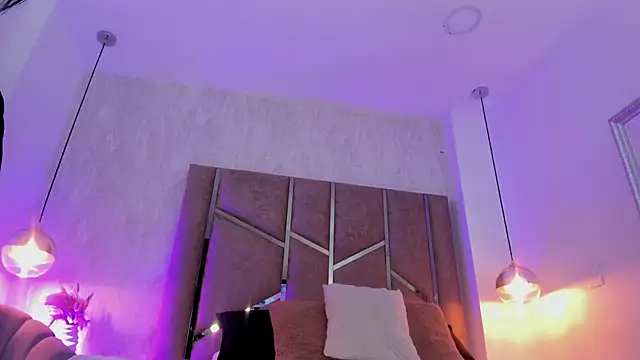 Snapshot of Martinaa_Jones_ chatting on 14, 4, 2026 Martinaa Jones online show from 14, 4, 2026