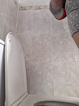 Javier bear online show from 21, 2, 2025