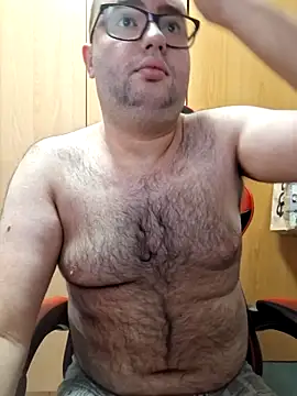 Javier bear online show from 6, 10, 2025