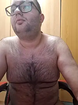 Javier bear online show from 24, 10, 2025