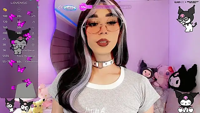 kimMaddiee online show from 11, 11, 2025