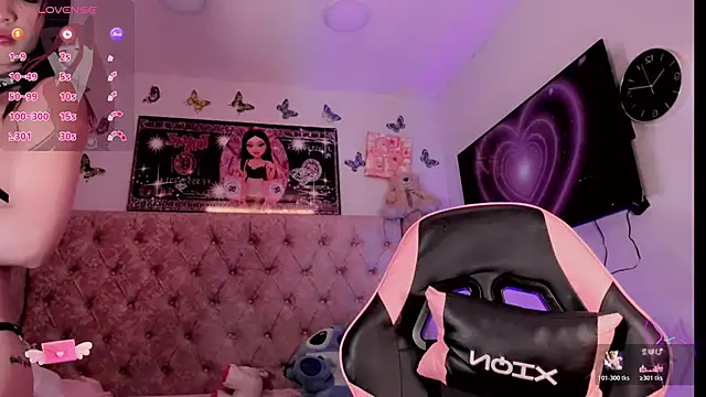 kimMaddiee online show from 19, 4, 2026