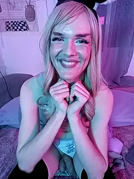 Snapshot of LillyAmore chatting on 18, 2, 2025 LillyAmore online show from 18, 2, 2025