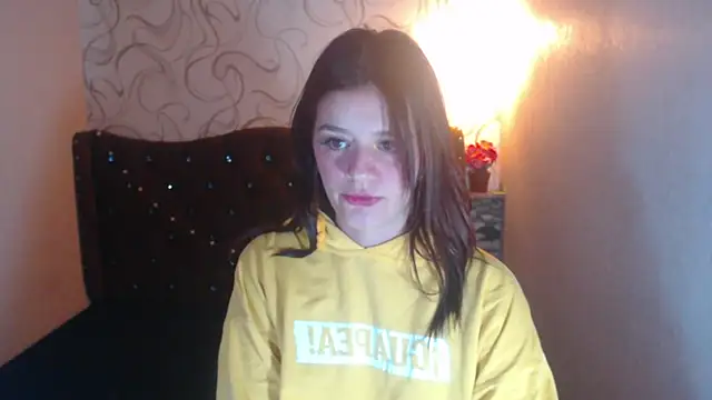 LiaHarryis online show from 5, 3, 2025