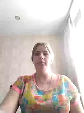 Lady nice cat online show from 18, 2, 2025