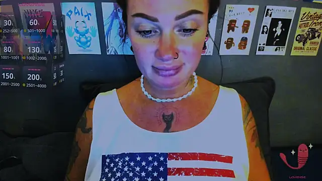 EllieOz online show from 17, 4, 2026