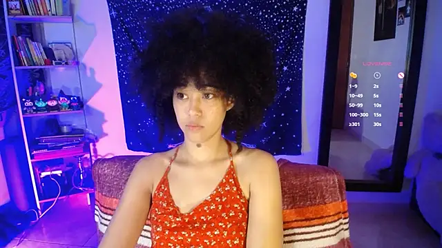 Snapshot of ela_0 chatting on 19, 5, 2026 ela 0 online show from 19, 5, 2026
