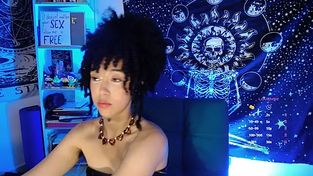 Snapshot of ela_0 chatting on 18, 6, 2026 ela 0 online show from 18, 6, 2026