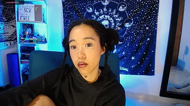 Snapshot of ela_0 chatting on 9, 7, 2026 ela 0 online show from 9, 7, 2026