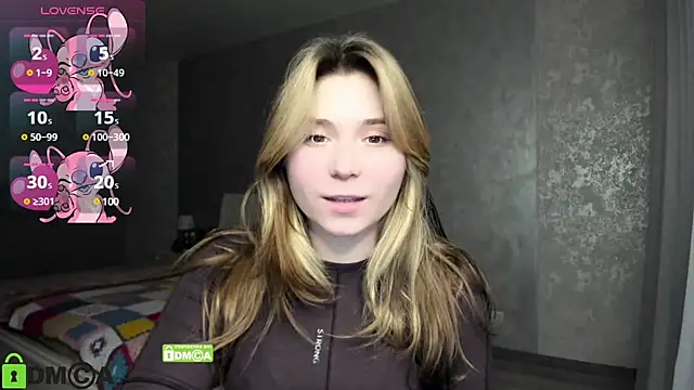 SweetMonicka online show from 4, 12, 2024