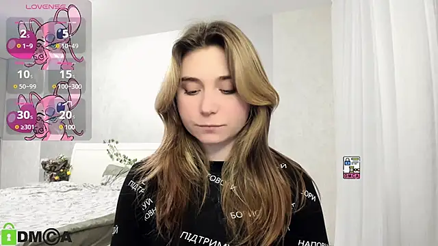 SweetMonicka online show from 11, 2, 2025