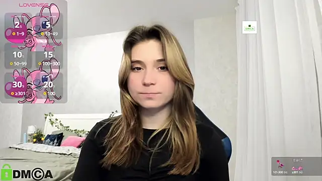 SweetMonicka online show from 6, 3, 2025