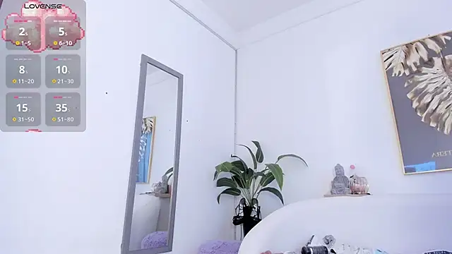 Amina hafsa online show from 16, 10, 2025