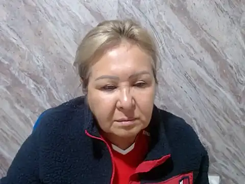 Snapshot of Mia_Davies2 chatting on 14, 3, 2025 Mia Davies2 online show from 14, 3, 2025