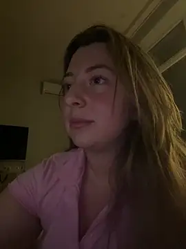 Snapshot of curvyflawless chatting on 23, 12, 2024 curvyflawless online show from 23, 12, 2024