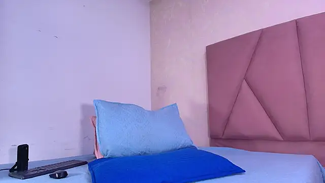 Snapshot of arl_chloee chatting on 13, 9, 2025 arl chloee online show from 13, 9, 2025