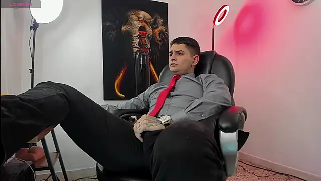 Snapshot of Nicolas_Fellener chatting on 2, 11, 2025 Nicolas Fellener online show from 2, 11, 2025