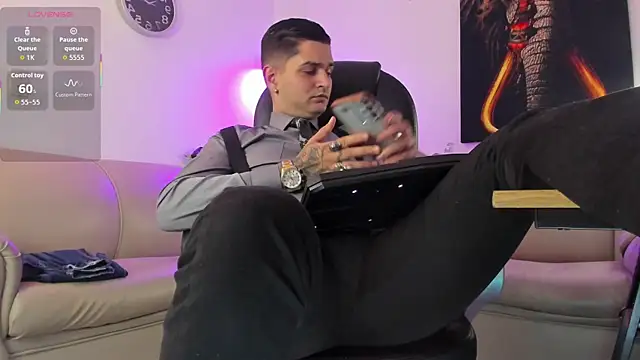 Snapshot of Nicolas_Fellener chatting on 6, 2, 2026 Nicolas Fellener online show from 6, 2, 2026