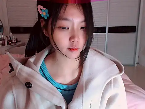 Snapshot of -Lucky_Girl chatting on 3, 2, 2025 -Lucky Girl online show from 3, 2, 2025