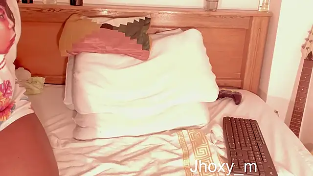 Snapshot of Jhoxy_M chatting on 23, 2, 2025 Jhoxy M online show from 23, 2, 2025
