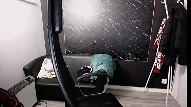 littleviki7 online show from 25, 2, 2025