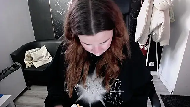 littleviki7 online show from 16, 1, 2026