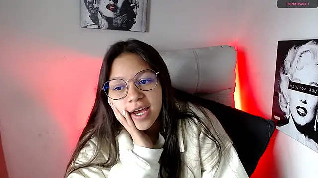 SamanthaRoldaan online show from 6, 3, 2025