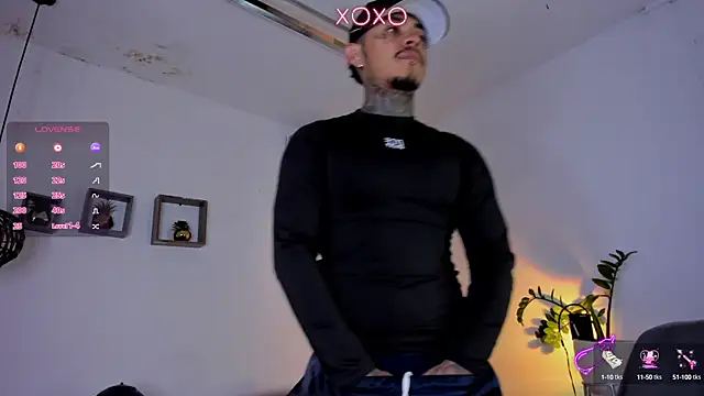 JordanSmiith  online show from 8, 2, 2025