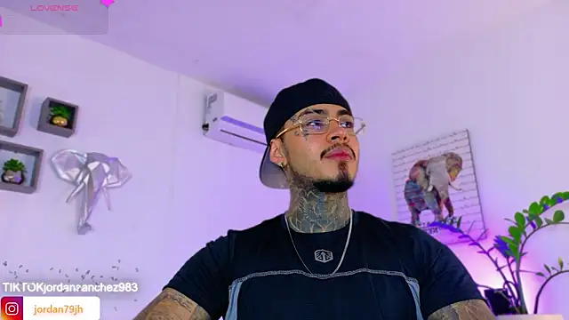 JordanSmiith  online show from 3, 4, 2026