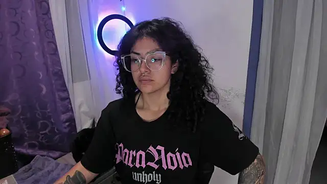 witchviolet online show from 5, 1, 2025