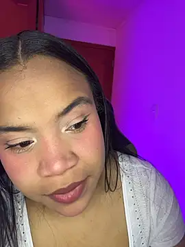 leila 22 online show from 25, 10, 2025