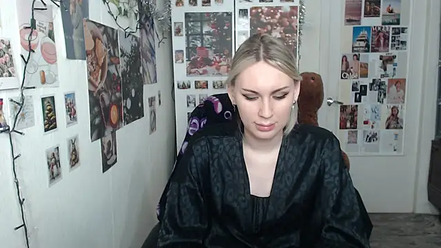 Snapshot of CapriScorpion chatting on 19, 12, 2024 CapriScorpion online show from 19, 12, 2024